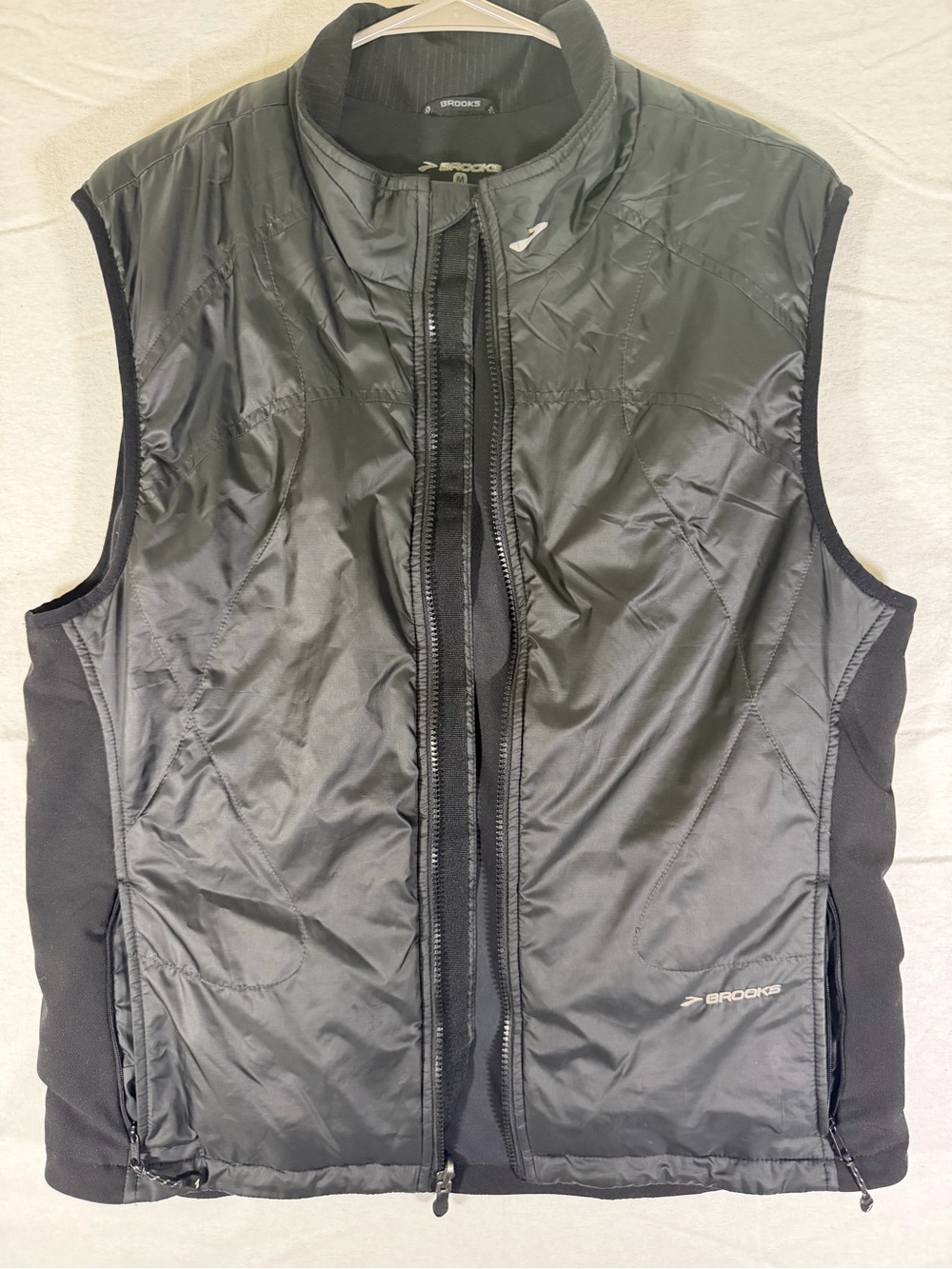 Brooks Men's Black Quilted Athletic Vest
